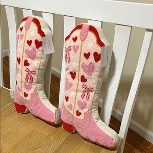 NEW Isaac Mizrahi Pink Heart Cowboy Boot Pillows decoration size 13.4”X 20.5”